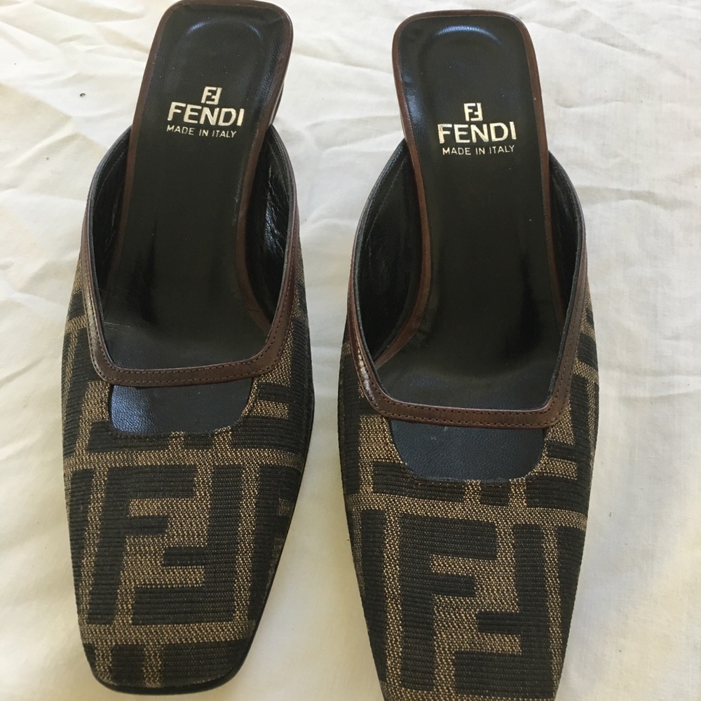 Fendi Mules - Authentic Barely Worn - Size 35